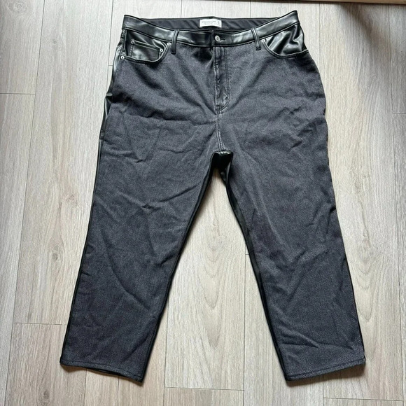 Abercrombie & Fitch The Ankle Straight Ultra High Rise 35 Black Faux Leather - Picture 1 of 11